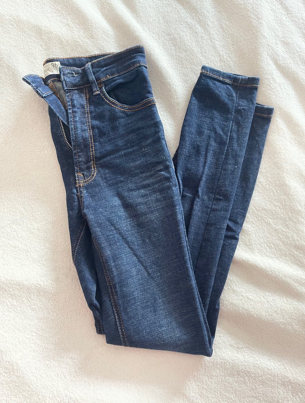 Jeans Dunkelblau Stradivarius S NEU