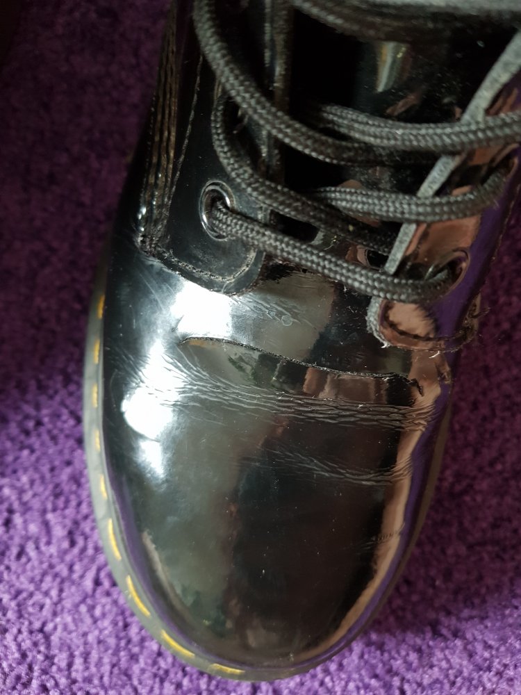 Hochwertige schicke Dr. Martens Lacklederstiefel - guter getragener Zustand