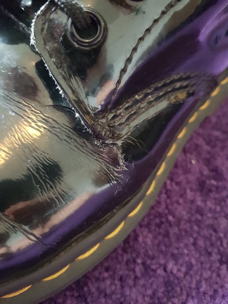 Hochwertige schicke Dr. Martens Lacklederstiefel - guter getragener Zustand