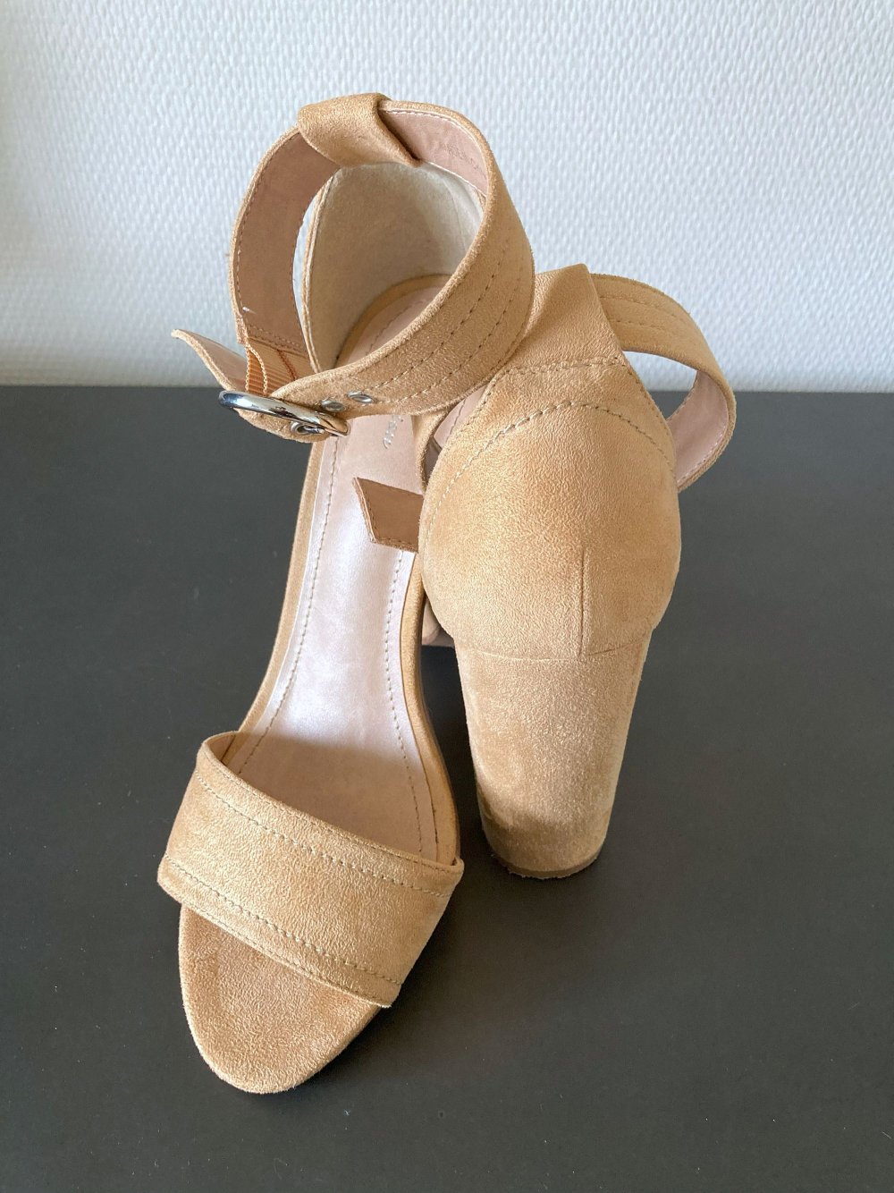TOP! New Yorker – Beige High-Heel Sandalette Gr. 40 Nude High-Heels Sandale
