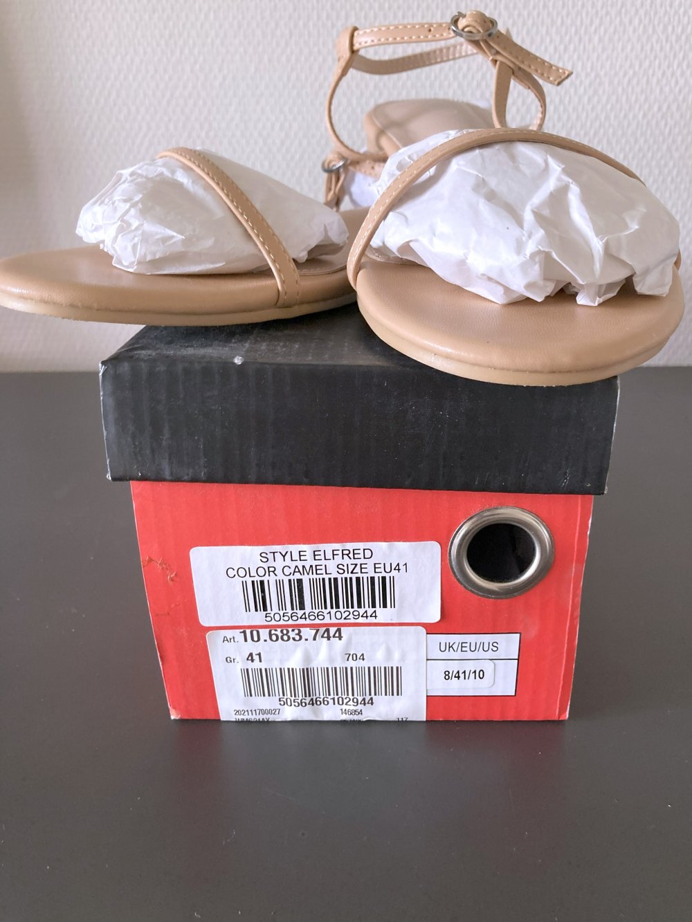 TOP! RAID Flache Sandale Elfred Gr. 41 Flache Riemchensandalette Beige Sandalette