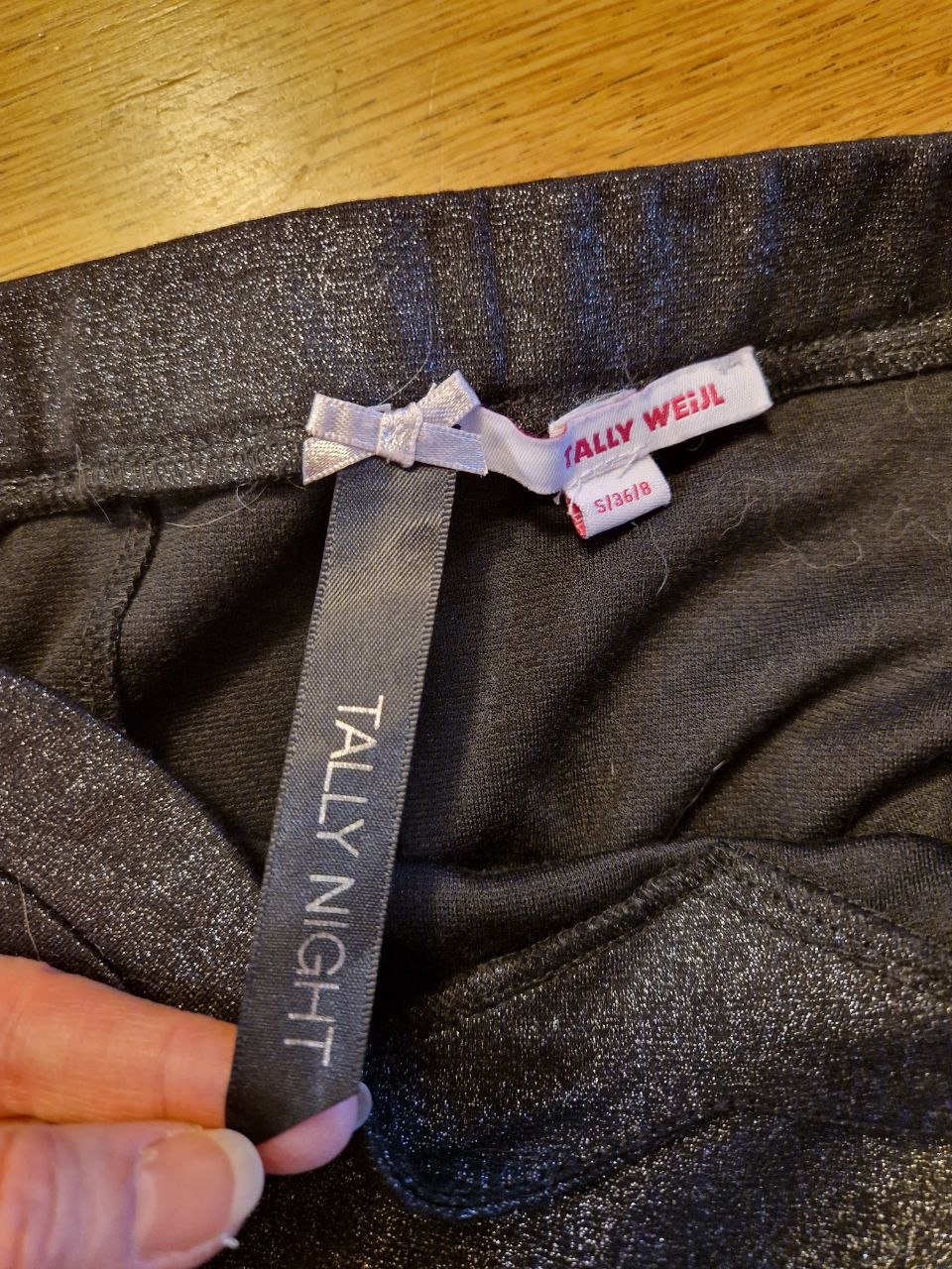 Tally Weijl. Schönes Sommerkleid. Schwarzes Partykleid. Große S. 