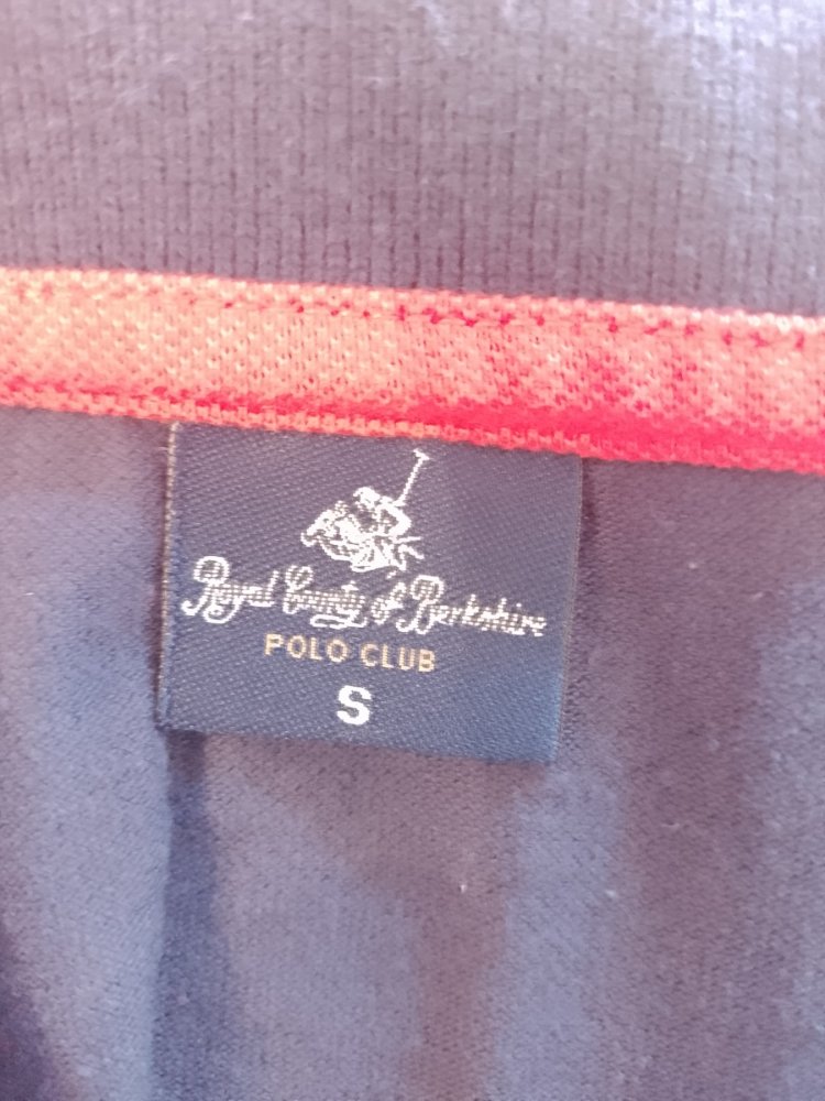 Royal County of Berkshire. Schönes T-Shirt - Top. Baumwolle.