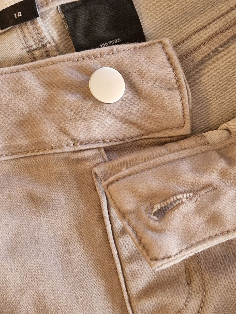 Stylische graue Caprihose, Jeans, Jeggins. Größe XL ( 14 ).