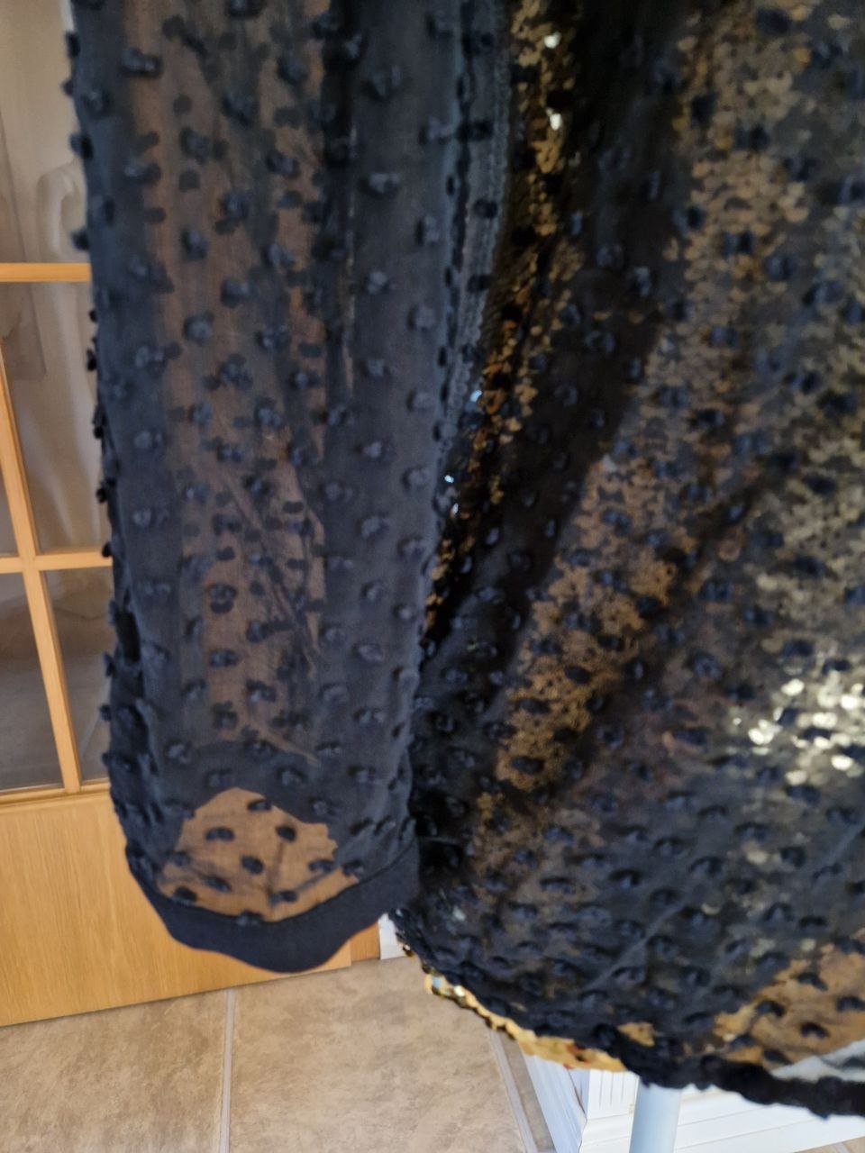  Mango. Elegante Bluse. Größe S. Polyester. 