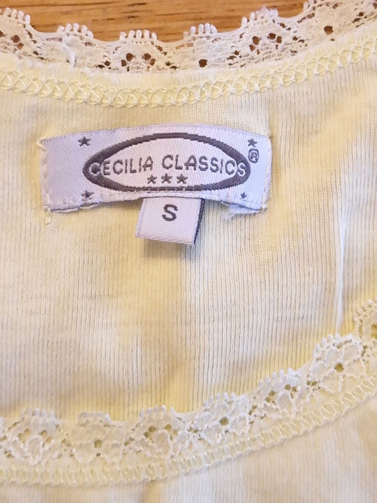 Cecilia Classics.  Bequemes T-Shirt - Top - Trägerhemd. 