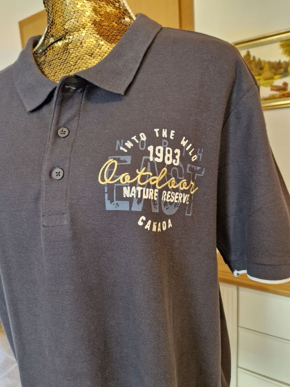 Identic. Stilvolles  T-Shirt. Baumwolle. Größe L.