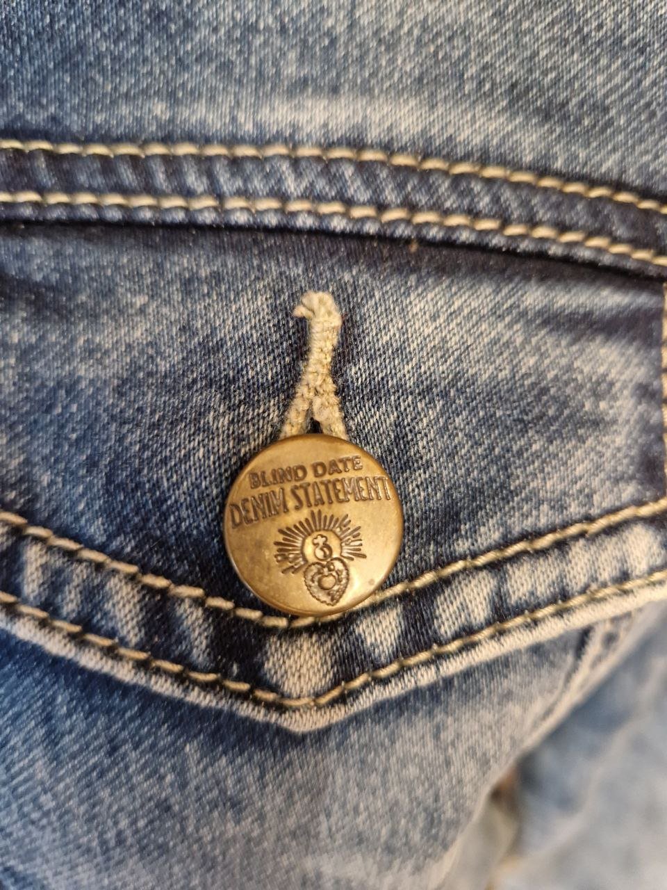 Blind Date. Stylische Damen-Jeansjacke. Größe L (passt aber für Größe M)