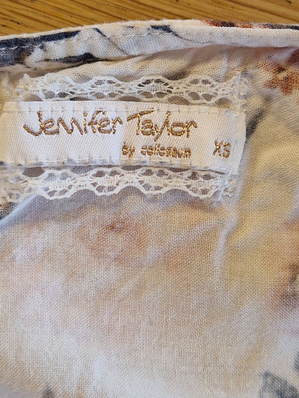 Jennifer Taylor. Bluse - Top - T-Shirt.  Größe XS