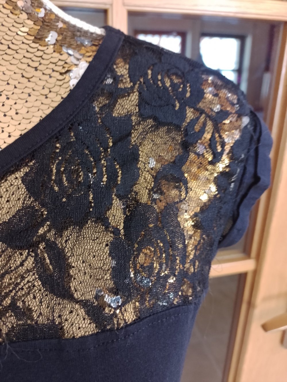 Red by Emp. Elegantes T-Shirt - Bluse - Top.  Baumwolle.  Größe M.