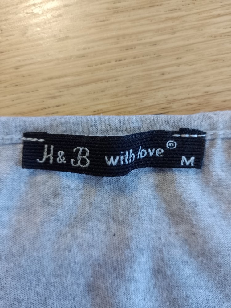 Elegantes T-Shirt - Bluse - Top. Baumwolle + Polyester.