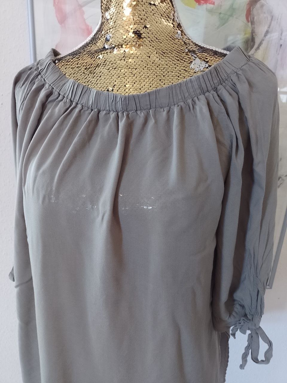 Mister*Lady. Elegantes Hemd - Bluse - Tunika.  Viskose.  Größe M.