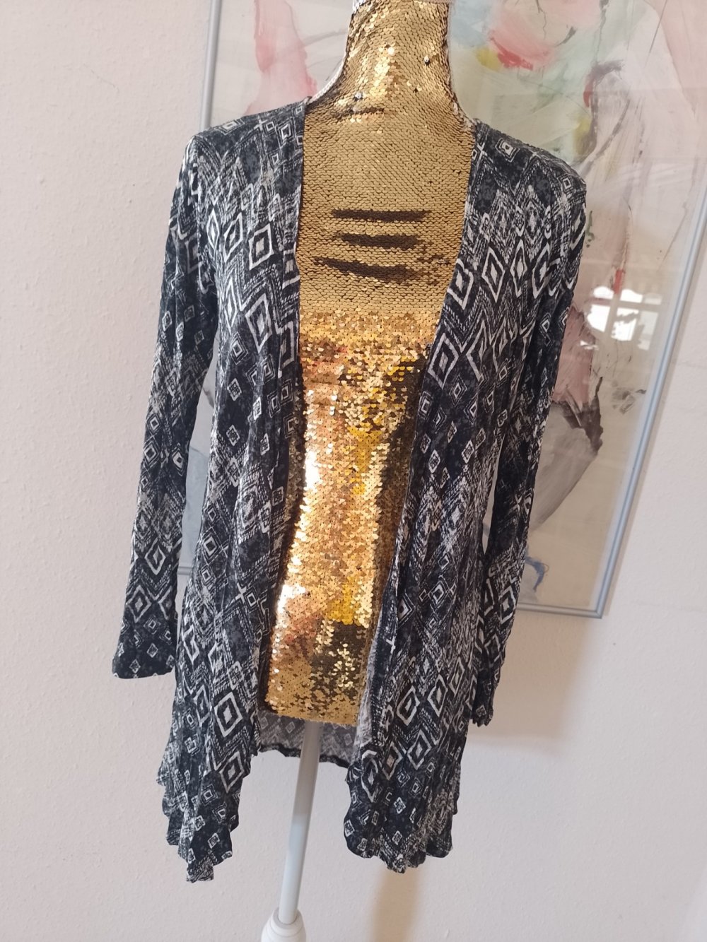 Amisu. Stylishe leichte Strickjacke - Blazer. Viscose.