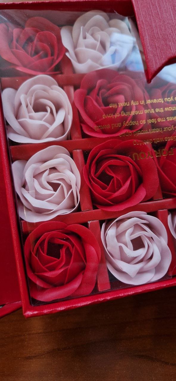Rosen Seifenblume Geschenkbox. Geschenk für Valentinstag