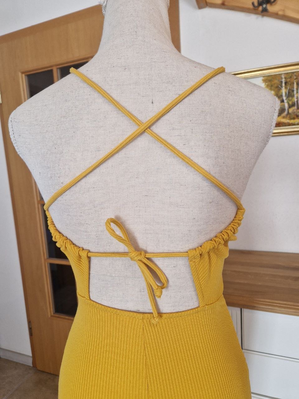 Schönes Sommerkleid, Partykleid. Große XS. Baumwolle + Elastan + Polyester.