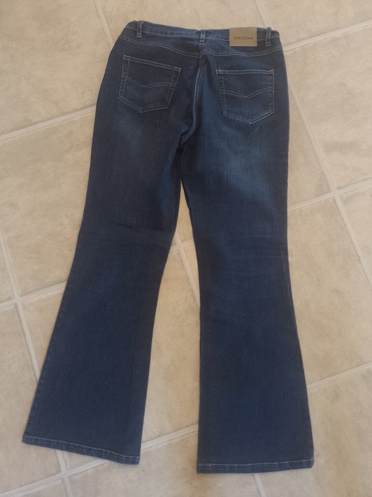 Boule. Wie neu. Stylische Hose, Jeans. 75% Baumwolle. Große 42.  