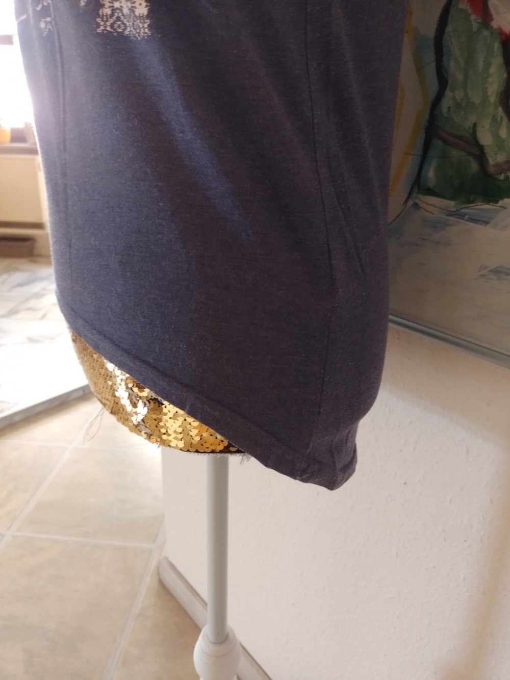 T-Shirt . Baumwolle + Polyester.