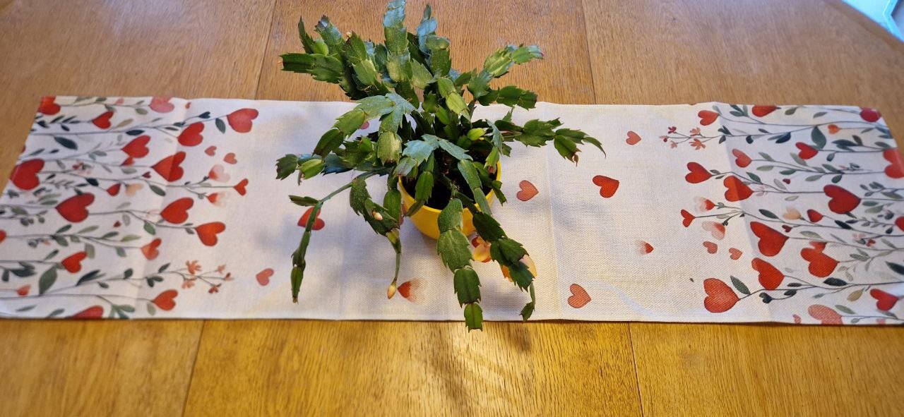 Tischläufer, Tischdecke, Frühlingsdeko. 121 x 33cm.  Polyester. 