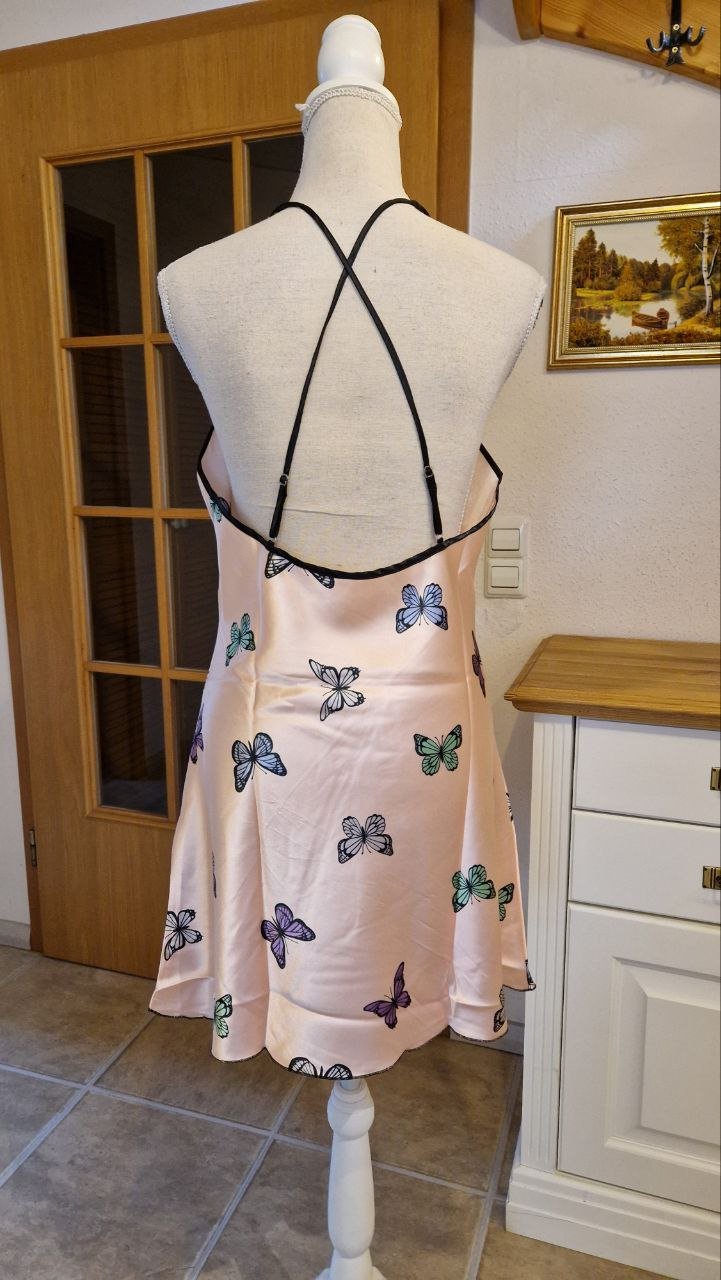 Elegantes Nachthemd. Nachtwäsche. Kleid. Größe L. 