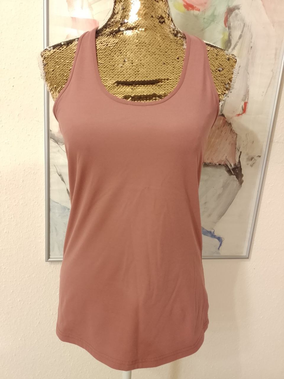 Bequemes Sporttrikot - T-Shirt - Top.  Größe S.