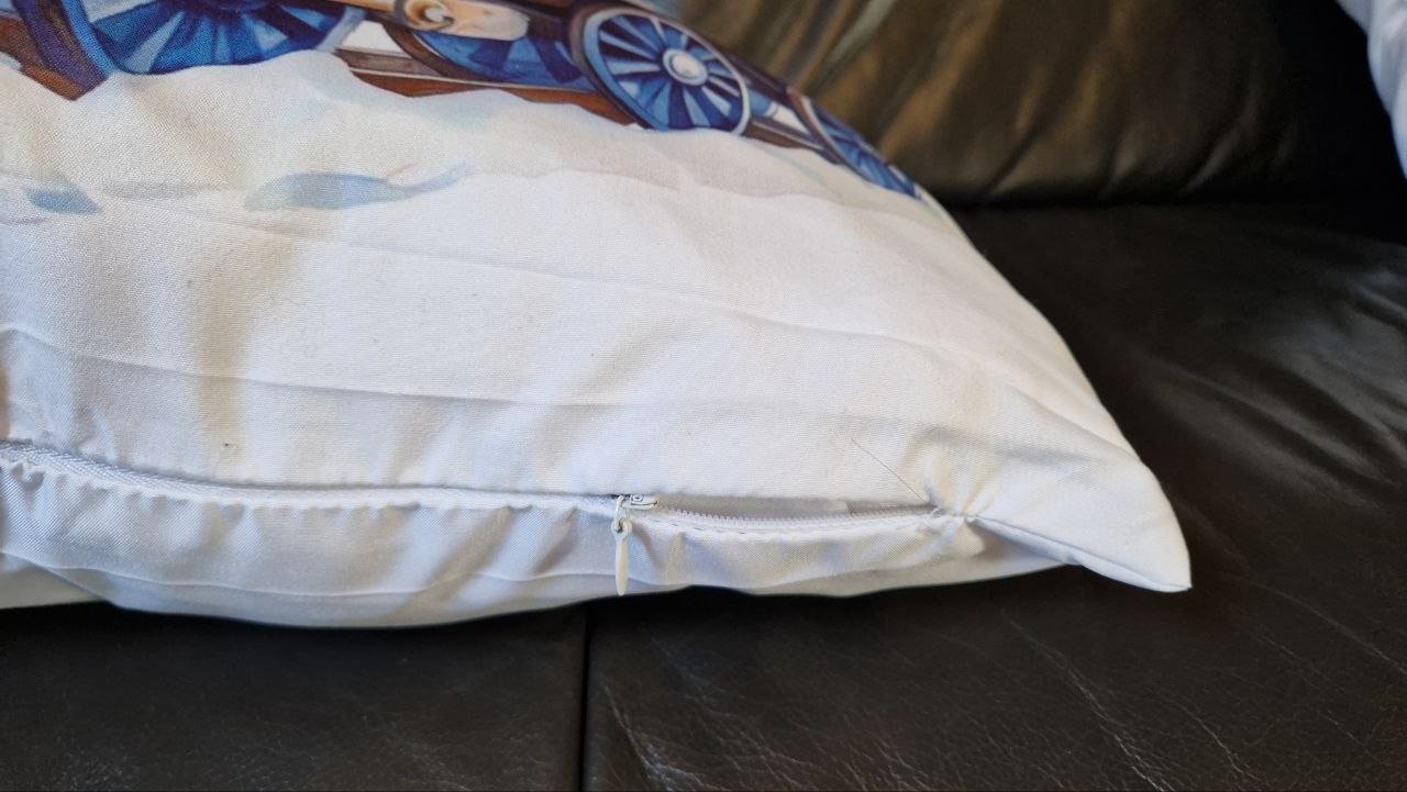 Set. 2 Stück Weihnachts - Kissenbezüge. 45 cm / 45 cm.