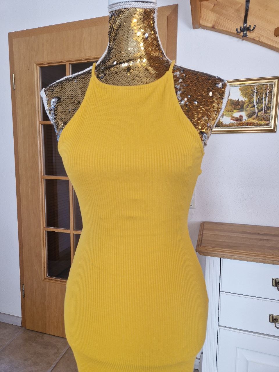 Schönes Sommerkleid, Partykleid. Große XS. Baumwolle + Elastan + Polyester.