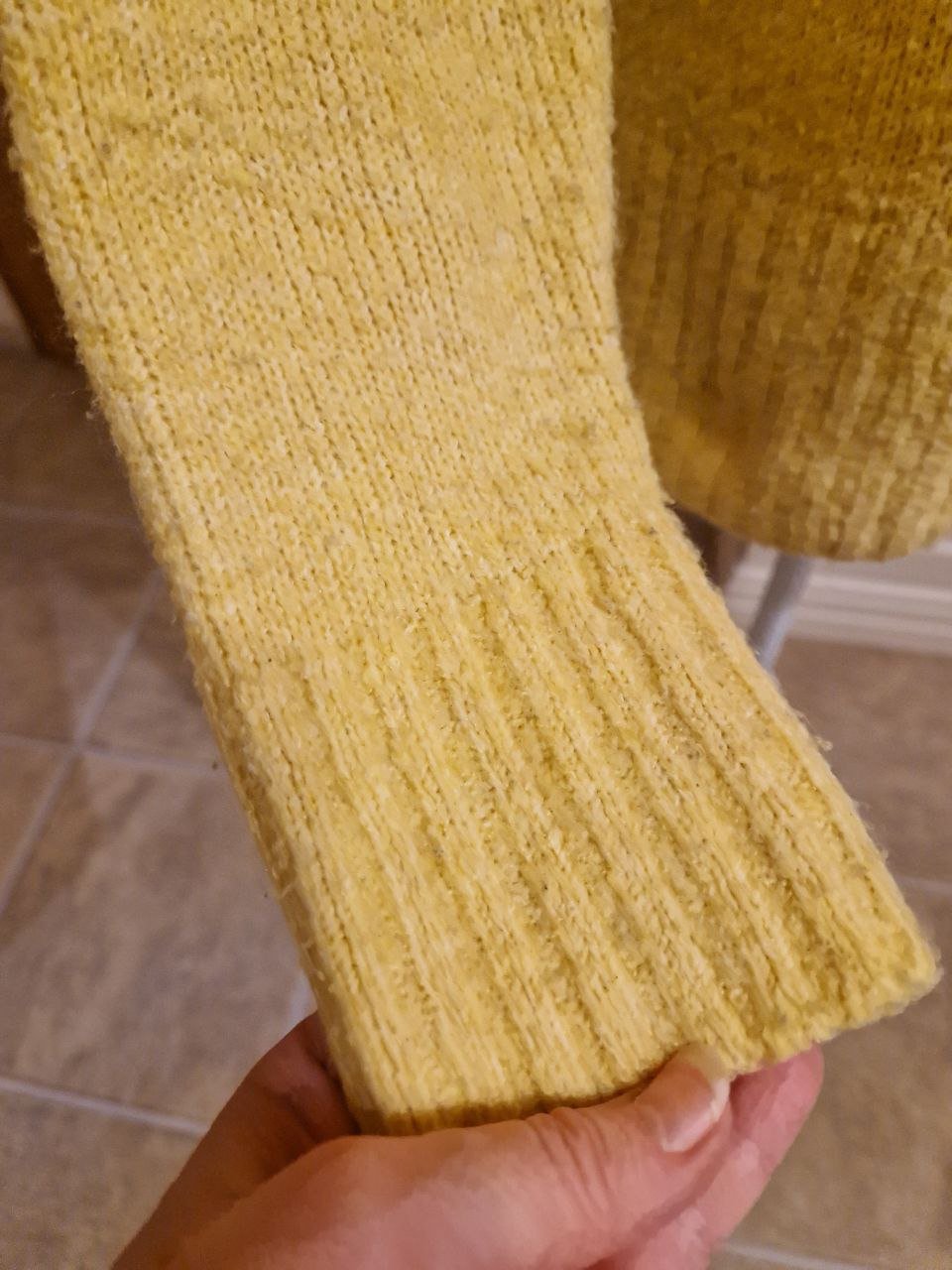 Amisu.  Schöner Pullover.  Große S. 