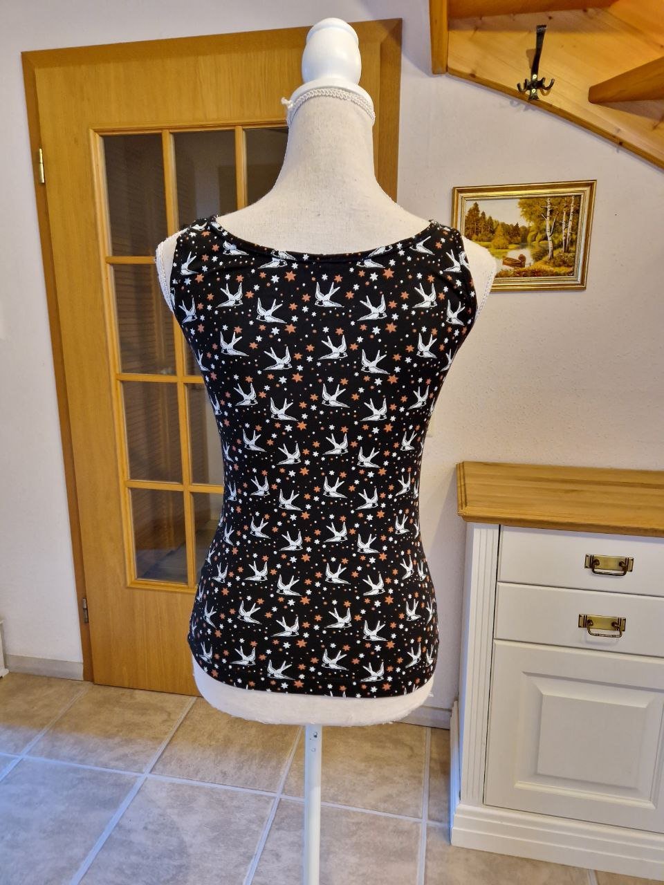 Bequemes T-Shirt - Top - Trägerhemd. Größe S 