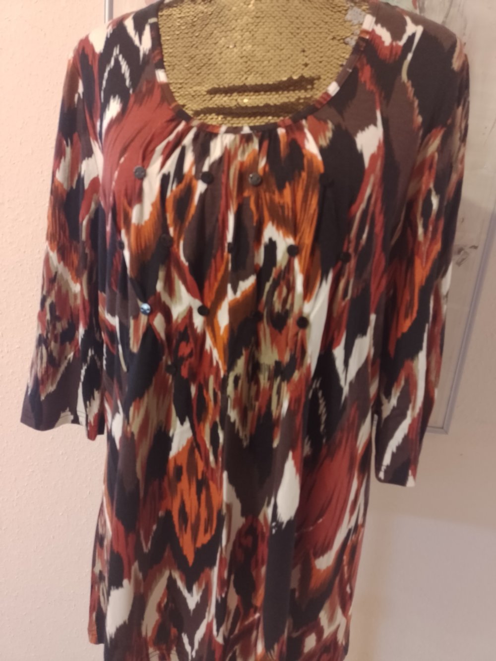 Creation. Neu ohne Etikett. Bequemes T-Shirt - Bluse -Tunika . Viskose + Elastan. Größe 46. 