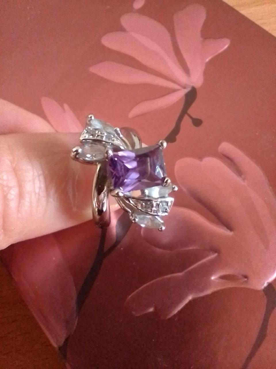 Bezaubernder Ring. Gr. 16