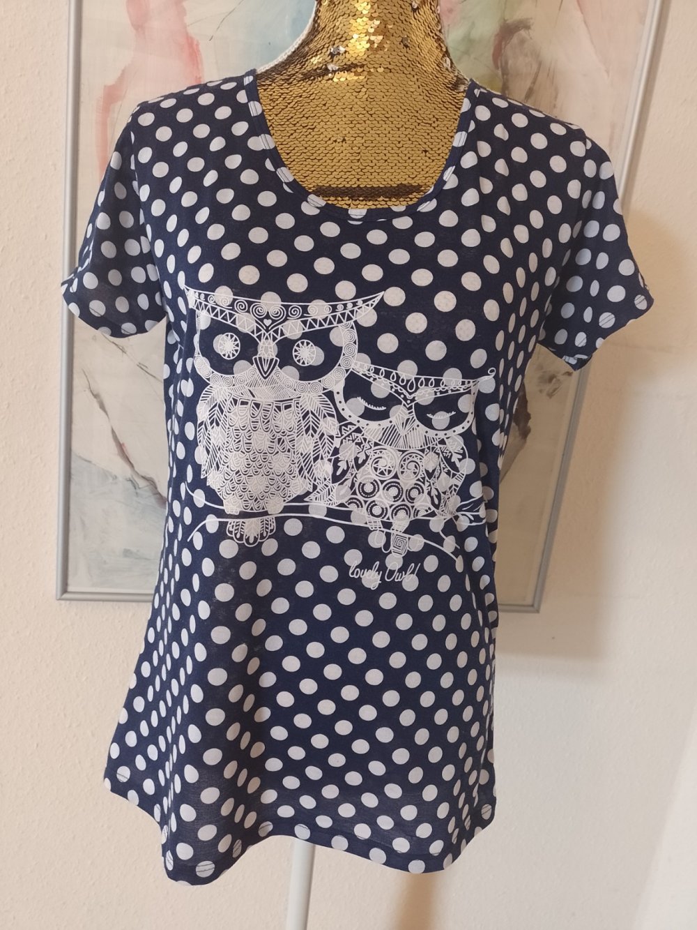 Schönes T-Shirt - Top. Größe 38. Polyester. 