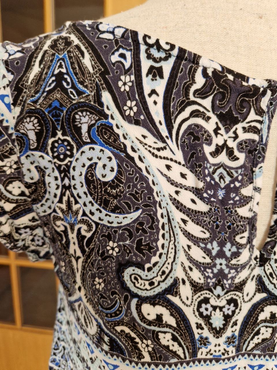 Saint Tropez.  Bequeme Bluse - T-Shirt .  Größe M-L. 