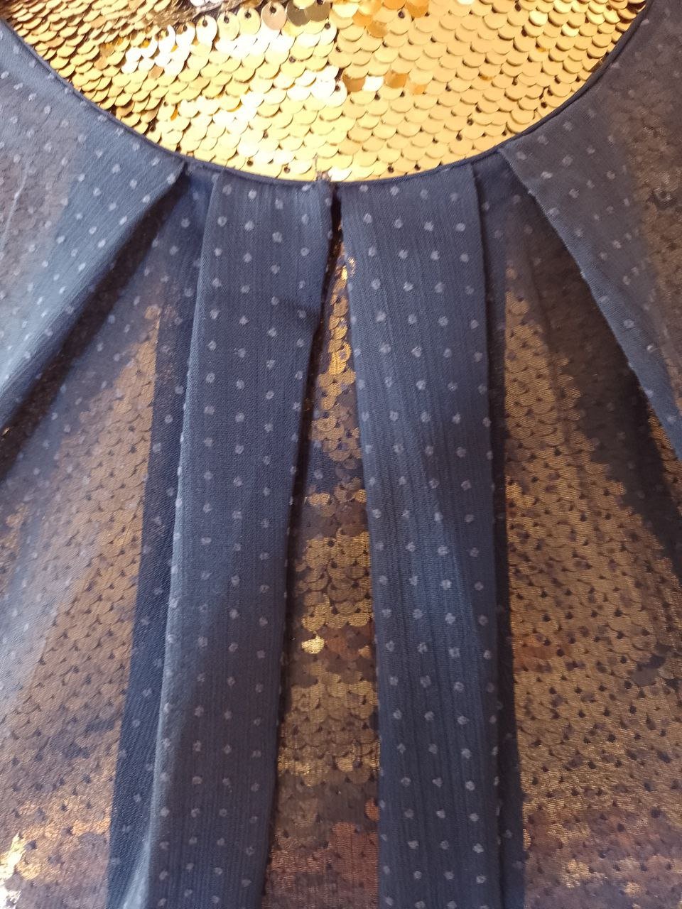 Mango.  Schönes Sommerkleid.  Polyester.  Große S.  