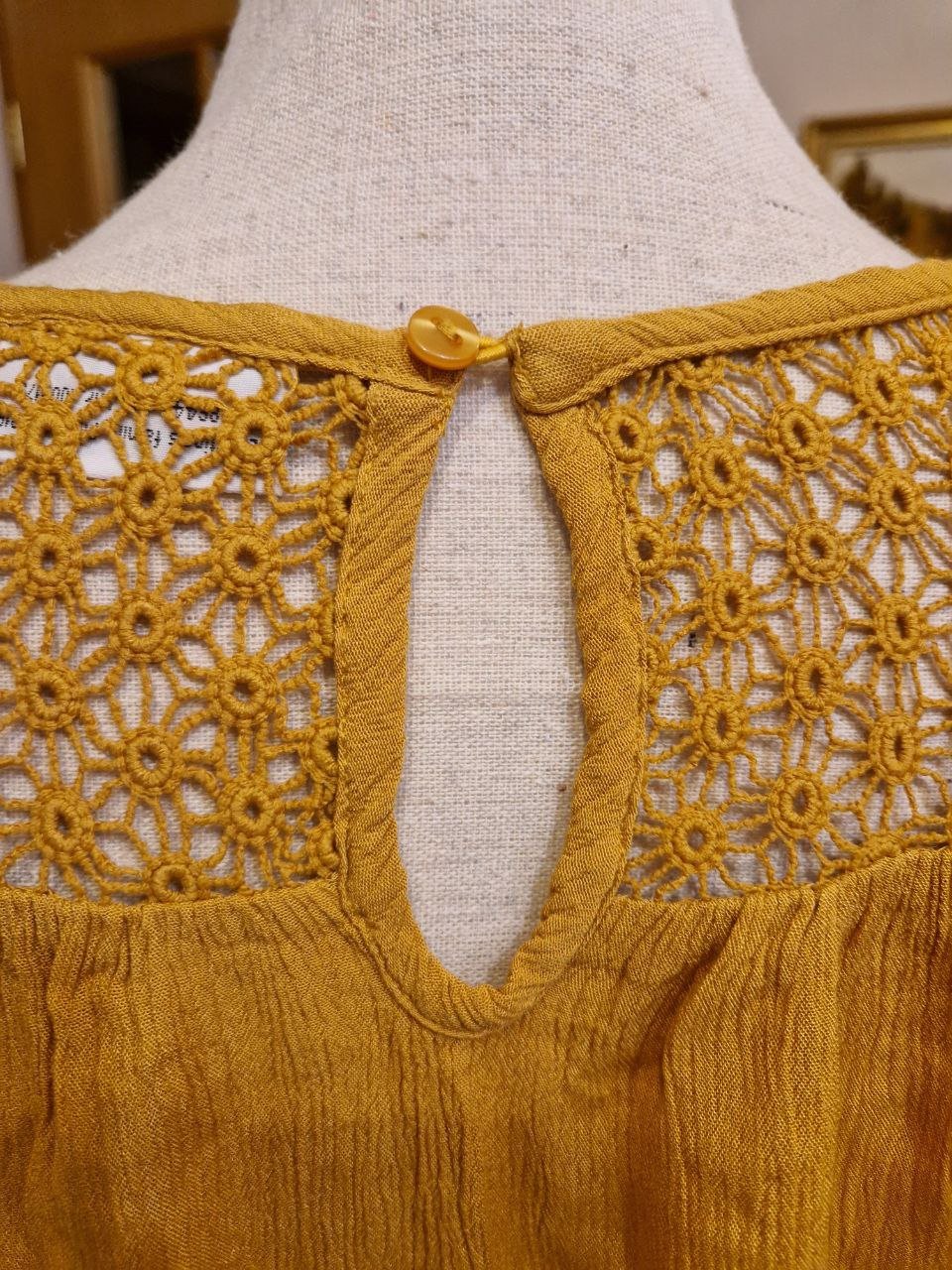 Gina.  Elegante Bluse - Tunika - T-Shirt.  Viskose.  Größe 36 ( Passt auch in Größe M ).