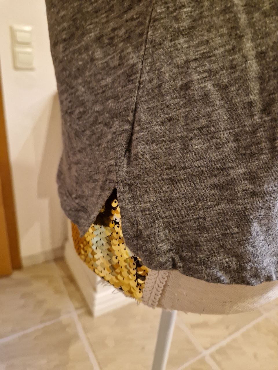 Bequemes T-Shirt. Größe S. 