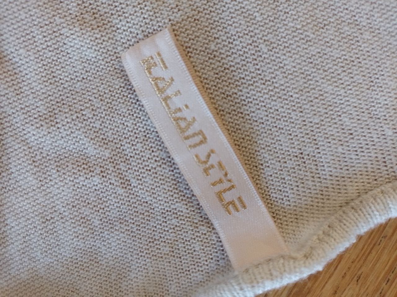  Top.  Polyester + Baumwolle.  Größe XS.