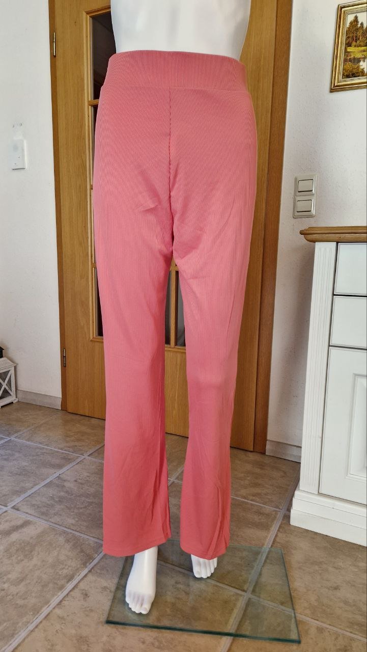 Stylische leichte  Hose, Schlaghosen. Größe M. 