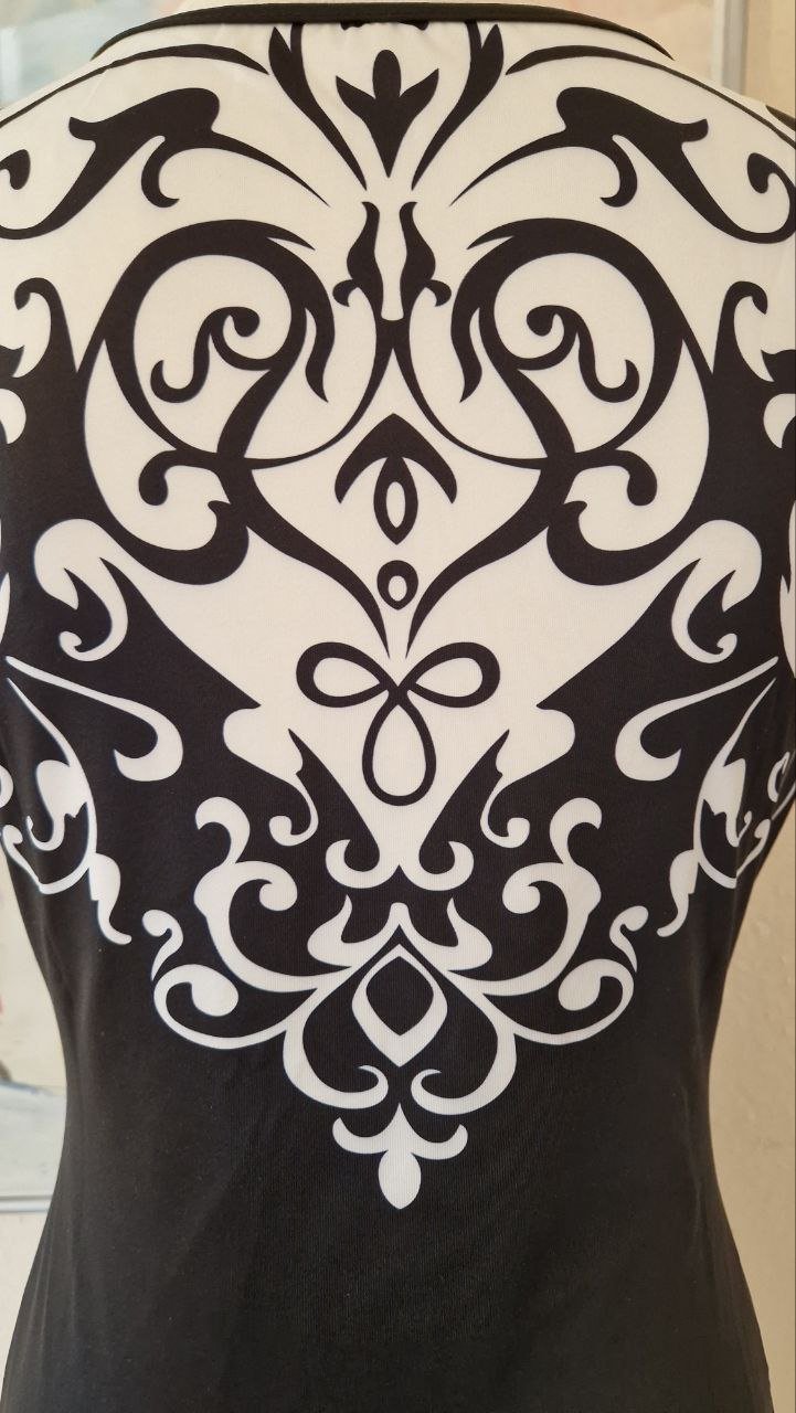 Schönes Sommerkleid, Partykleid, Abendkleid. Polyester + Elastan. Größe M.