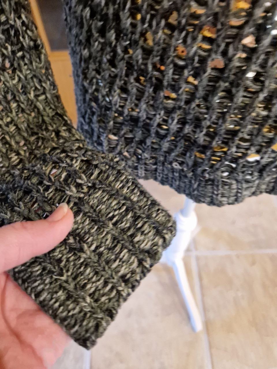  Pullover, Sweatshirt, Strick.  Größe S. 