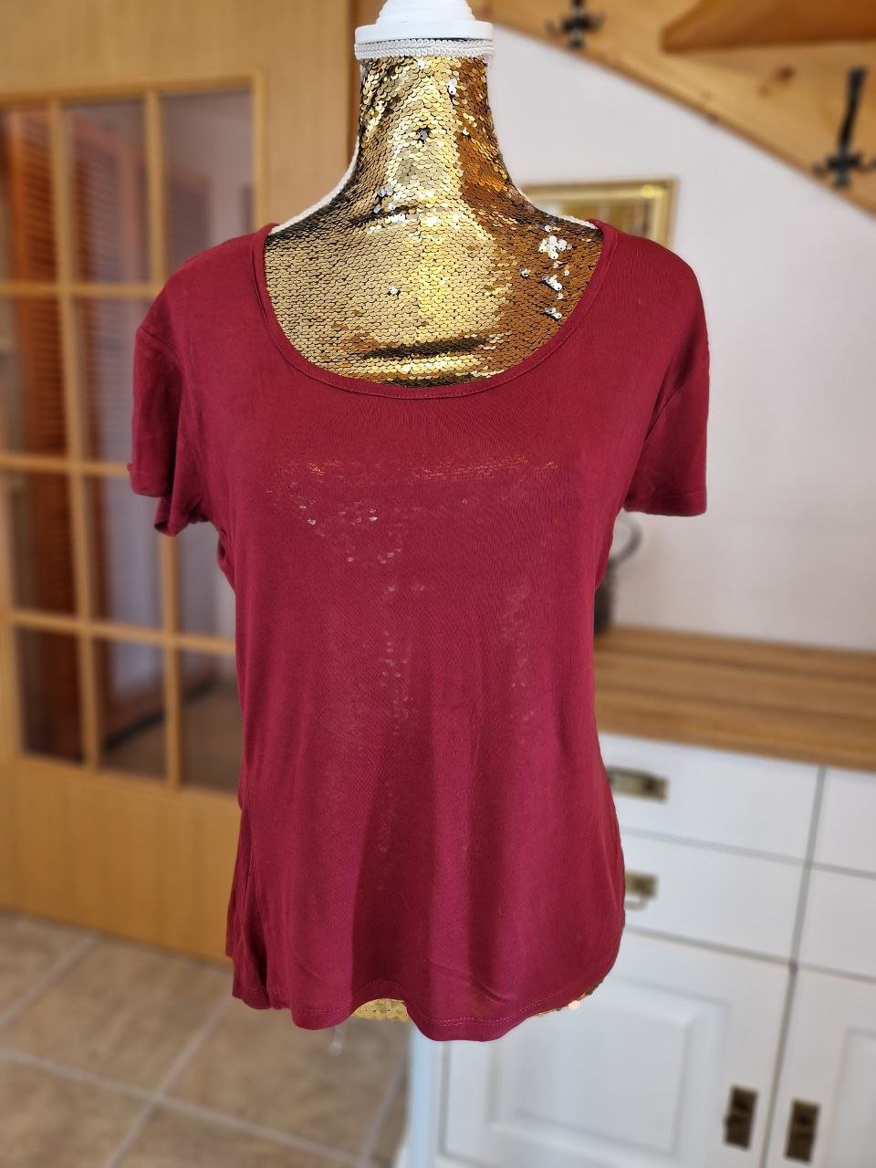 Urban Classics. Bequemes T-Shirt. Viskose. Größe L. 