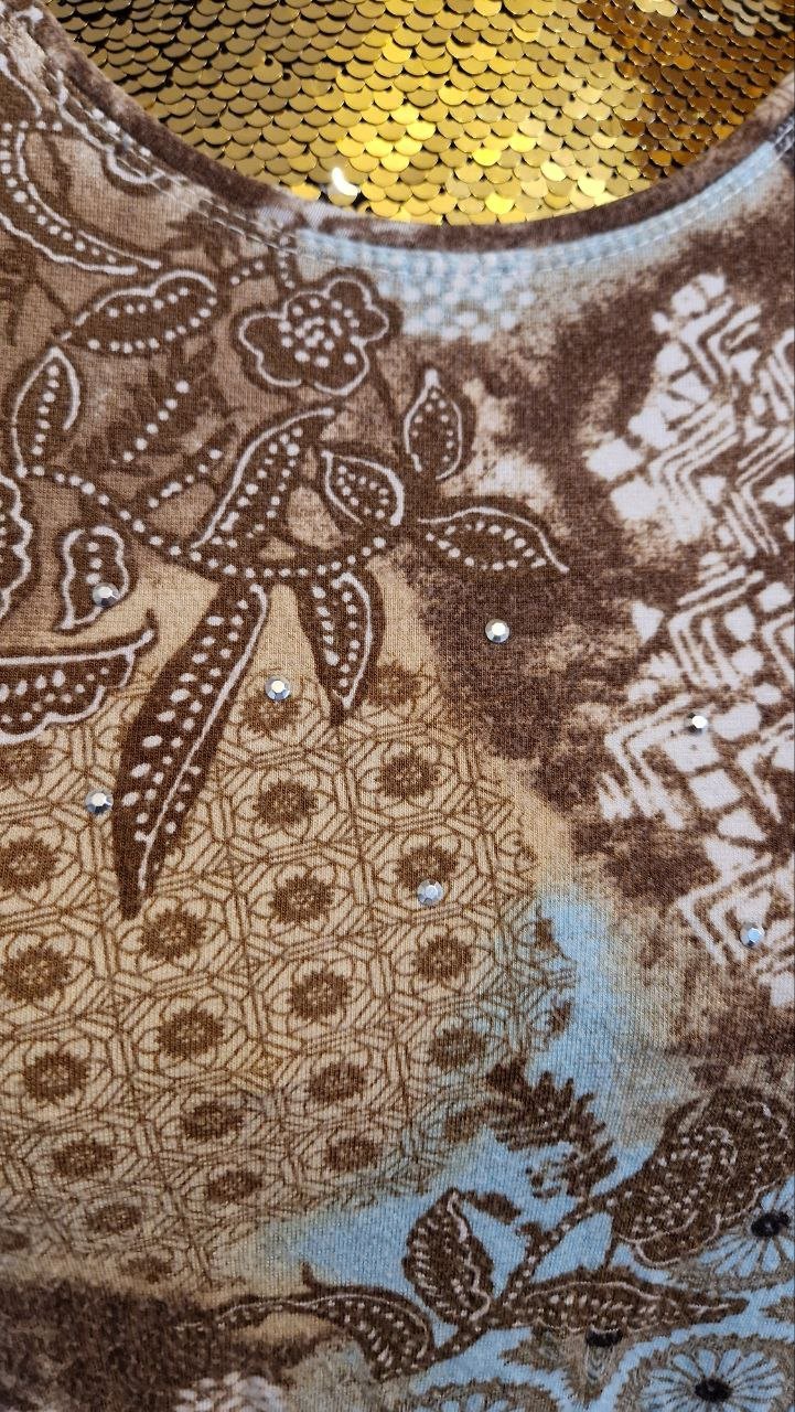 Port Louis. Schönes T-Shirt - Bluse. Viskose + Elastan. Größe 38/40.