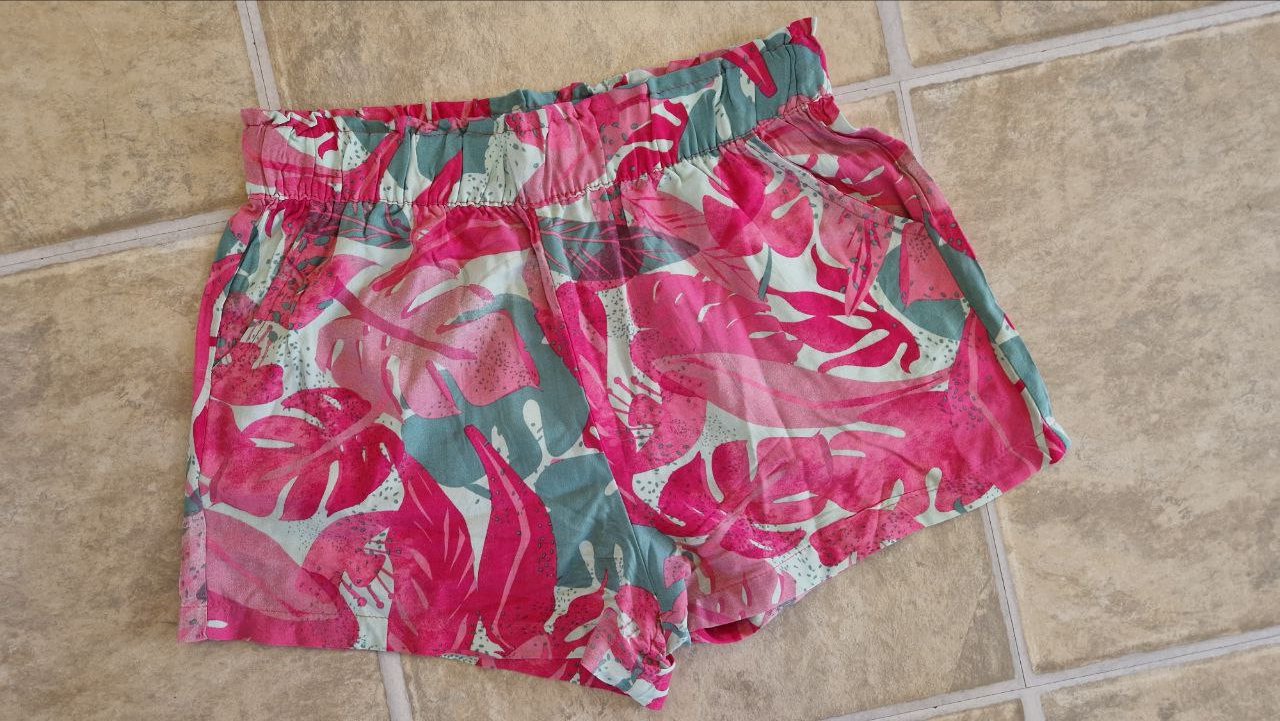  Beloved.  Bequeme leichte Shorts.  Viskose. Größe M. Es gibt keine Garantie und Rückerstattung.