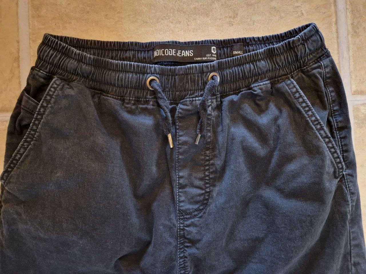 Indicode Jeans. Stylische schwarze Hose, Jeans.   Größe S. 