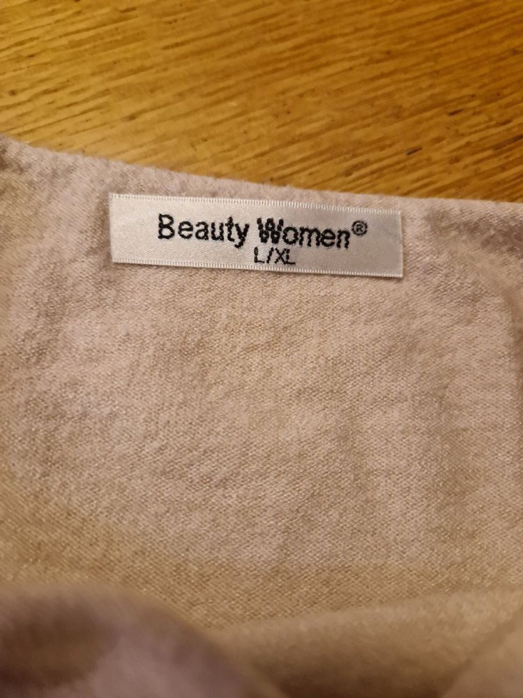 Beauty Woman.  Schöner Pullover, Sweatshirt. Weihnachtsmotiv.  Größe L/XL. 