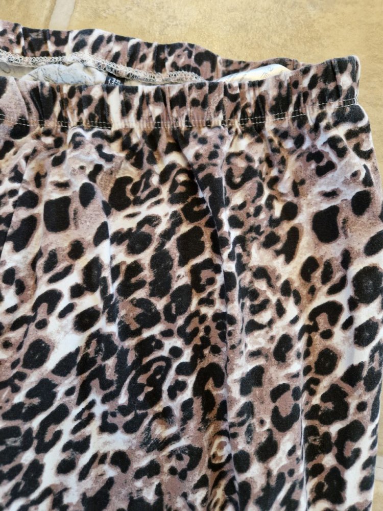 Leggings - Capri. Größe L. Baumwolle + Elastan. 