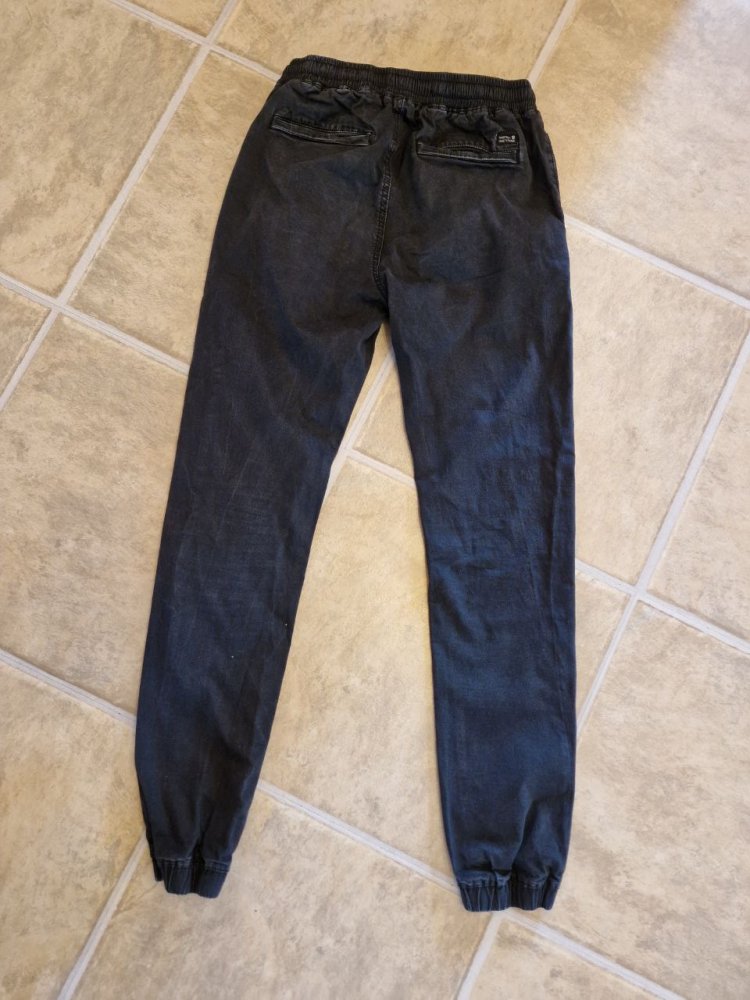 Indicode Jeans. Stylische schwarze Hose, Jeans.   Größe S. 