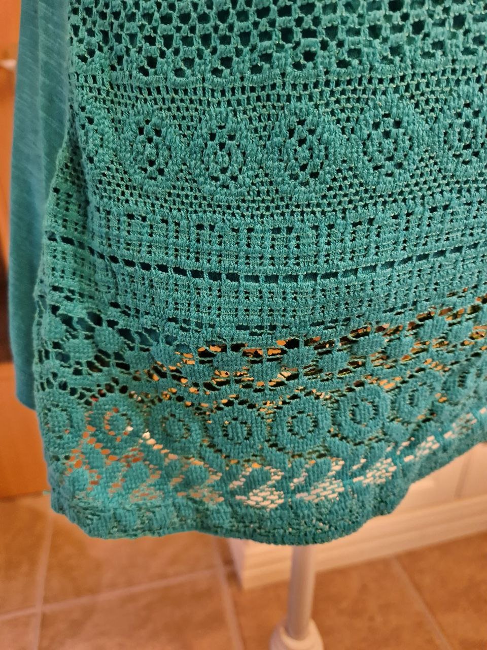 Bequemes T-Shirt - Top - Trägerhemd. Größe S 