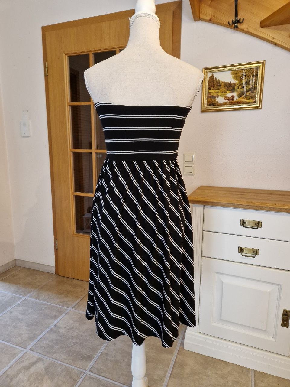 Esmara.  Schönes Sommerkleid.  Viskose + Polyester.  Große M.  