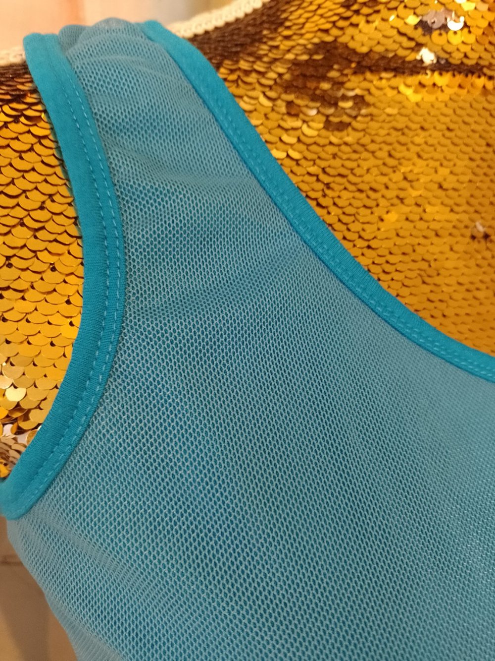  T-Shirt - Bluse - Top. Baumwolle + Polyester Größe S 