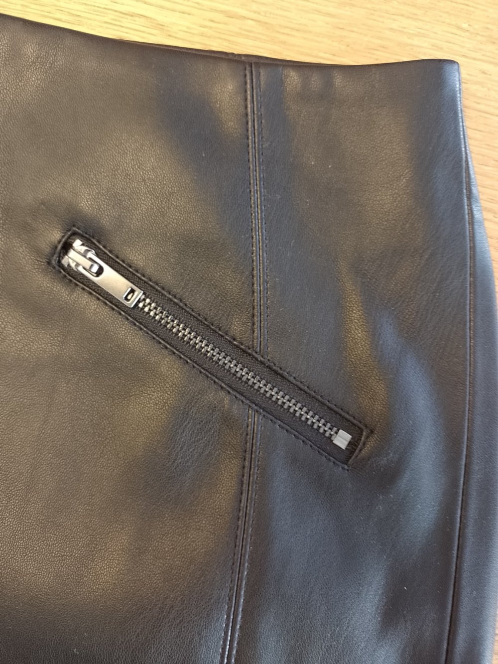 Promod. Ein schöner Rock. Größe 38. 